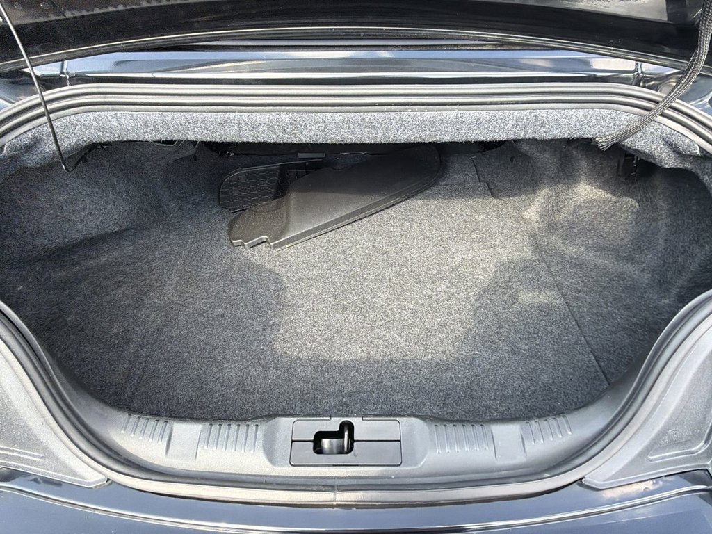 Used 2020 Ford Mustang Premium RWD image 23