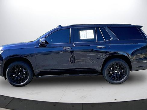 Used 2021 Cadillac Escalade Premium Luxury w/ LPO, Illumination Package AWD/4WD image 6