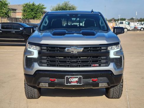 Used 2025 Chevrolet Silverado 1500 LT Trail Boss w/ Convenience Package II AWD/4WD image 11