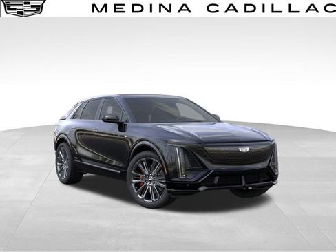 New 2026 Cadillac Lyriq V image 7