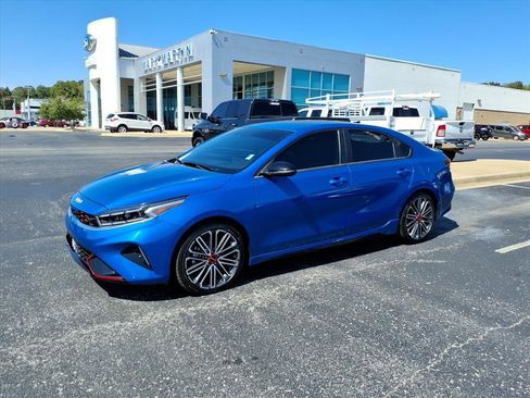 Used 2024 Kia Forte GT image 3