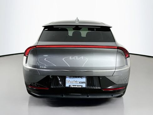 Used 2022 Kia EV6 Wind w/ Wind Technology Package AWD/4WD image 6