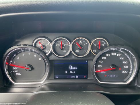 Used 2020 Chevrolet Silverado 1500 LT Trail Boss image 7