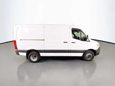 Used 2026 Mercedes-Benz Sprinter 4500 image 8