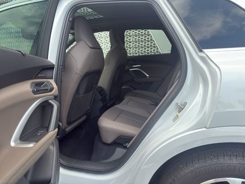 Certified 2025 Audi Q5 Prestige AWD/4WD image 11