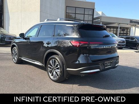 Certified 2026 INFINITI QX60 Luxe w/ Family Package image 9