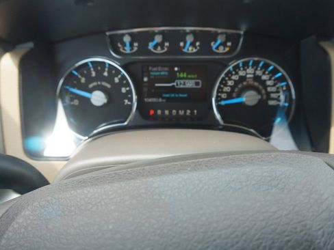 Used 2014 Ford F150 Lariat w/ Equipment Group 502A Luxury AWD/4WD image 9