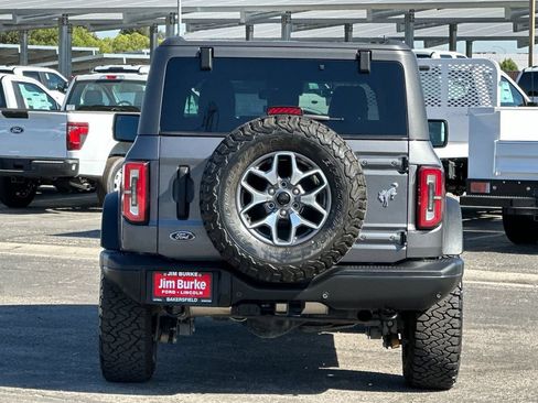 Certified 2021 Ford Bronco Badlands AWD/4WD image 4