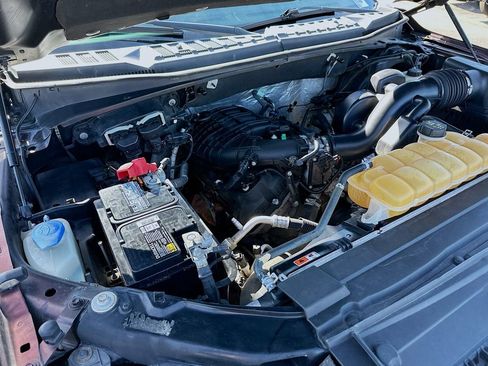 Used 2015 Ford F150 XLT image 25