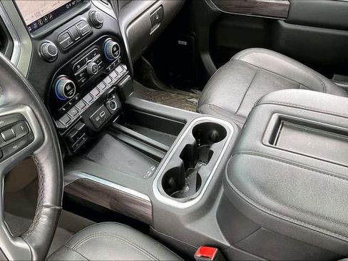 Used 2022 Chevrolet Silverado 1500 LTZ image 13