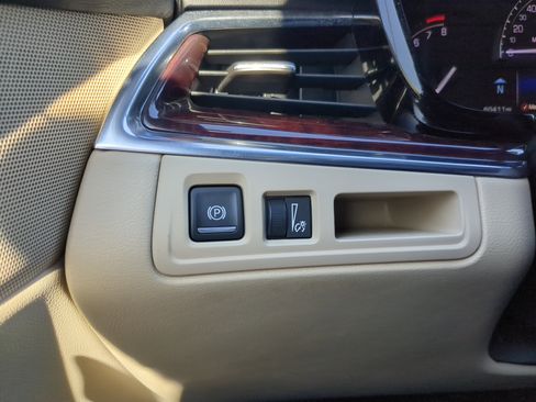 Used 2019 Cadillac XT5 Luxury image 29