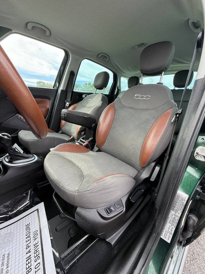 Used 2014 FIAT 500L Trekking w/ Popular Equipment Group FWD image 11