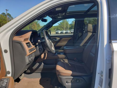 Used 2023 Chevrolet Tahoe High Country image 32