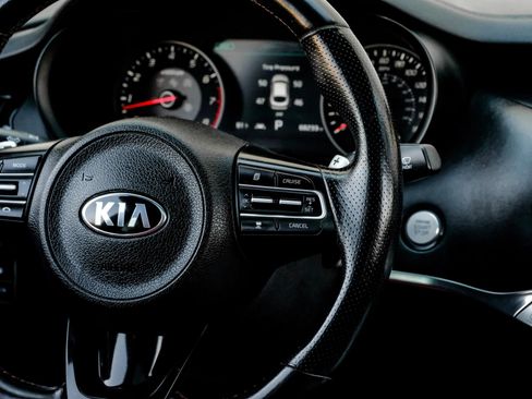 Used 2019 Kia Stinger GT2 image 25