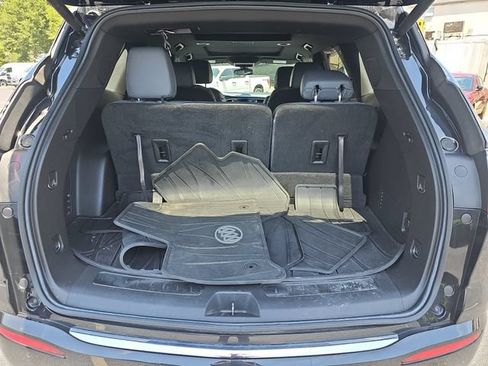Used 2023 Buick Enclave Essence w/ Experience Buick Package FWD image 15
