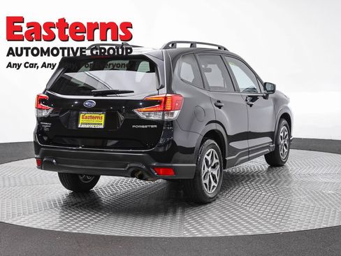 Used 2024 Subaru Forester Premium AWD/4WD image 5