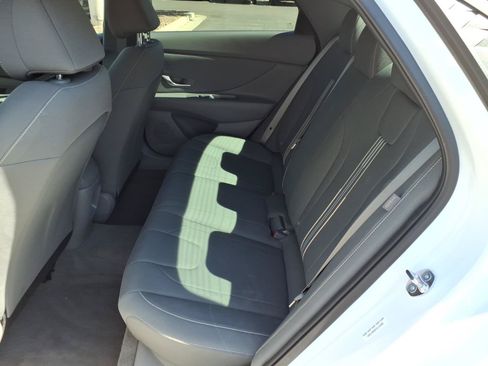 Certified 2026 Hyundai Elantra Sport FWD image 14