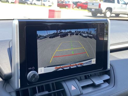 Certified 2025 Toyota RAV4 LE FWD image 8