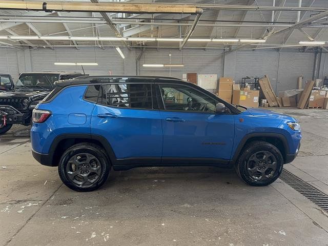 Used 2022 Jeep Compass Trailhawk AWD/4WD image 6