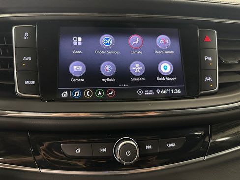 Used 2020 Buick Enclave Avenir w/ Avenir Technology Package AWD/4WD image 15