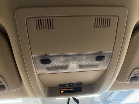 Used 2009 Chevrolet Tahoe LT w/ Suspension Package, Off-Road AWD/4WD image 16