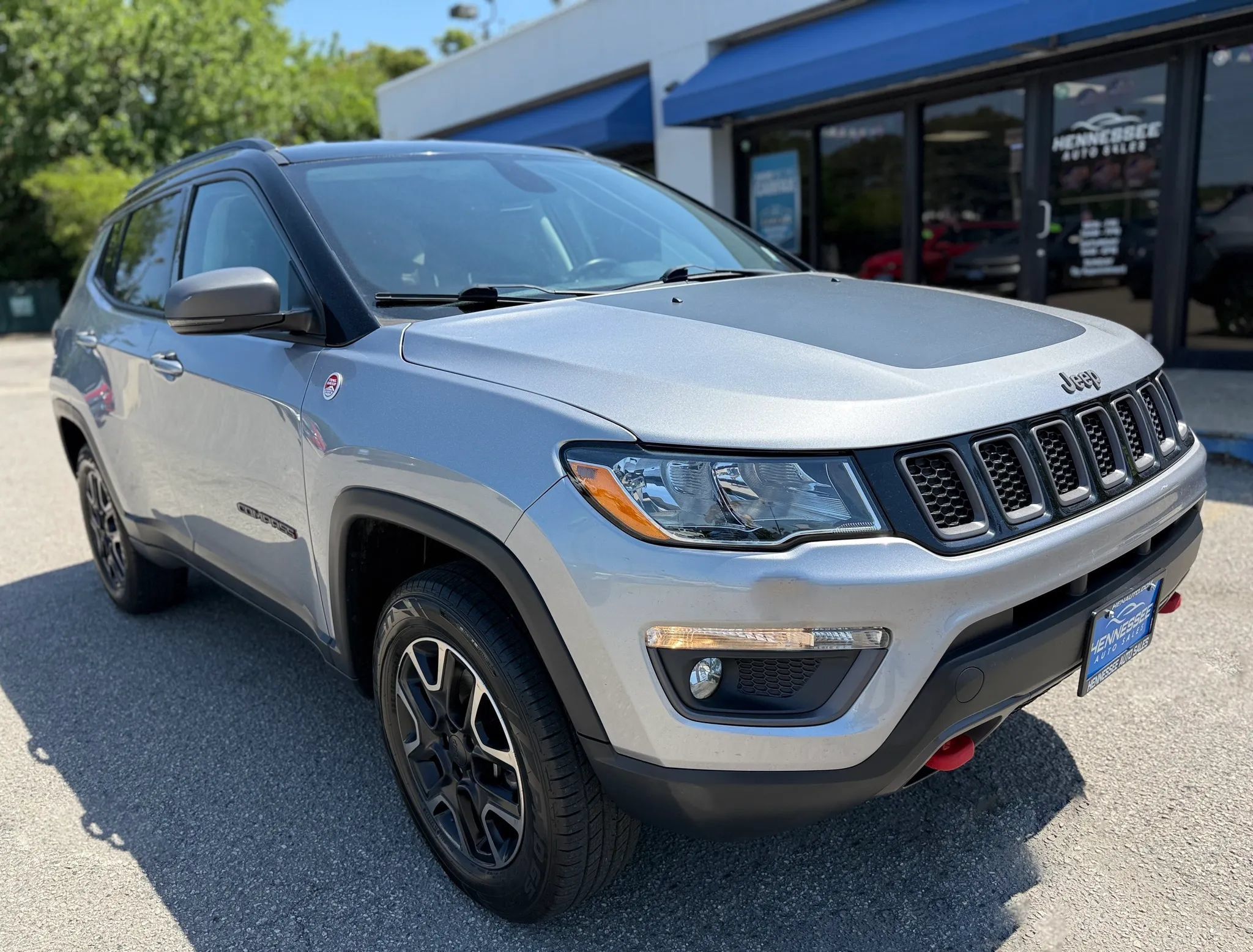 Used 2019 Jeep Compass Trailhawk w/ Cold Weather Group AWD/4WD image 13