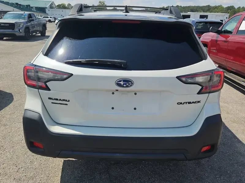 Used 2023 Subaru Outback Onyx Edition AWD/4WD image 4