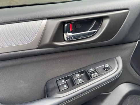 Used 2018 Subaru Outback 2.5i Premium image 14