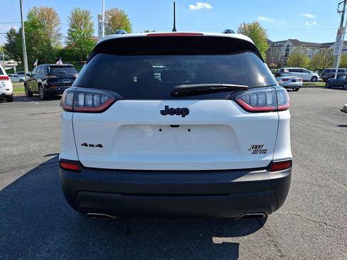 Used 2020 Jeep Cherokee Latitude Plus w/ Cold Weather Group image 5