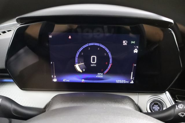 Used 2026 Chevrolet Trax LT FWD image 11
