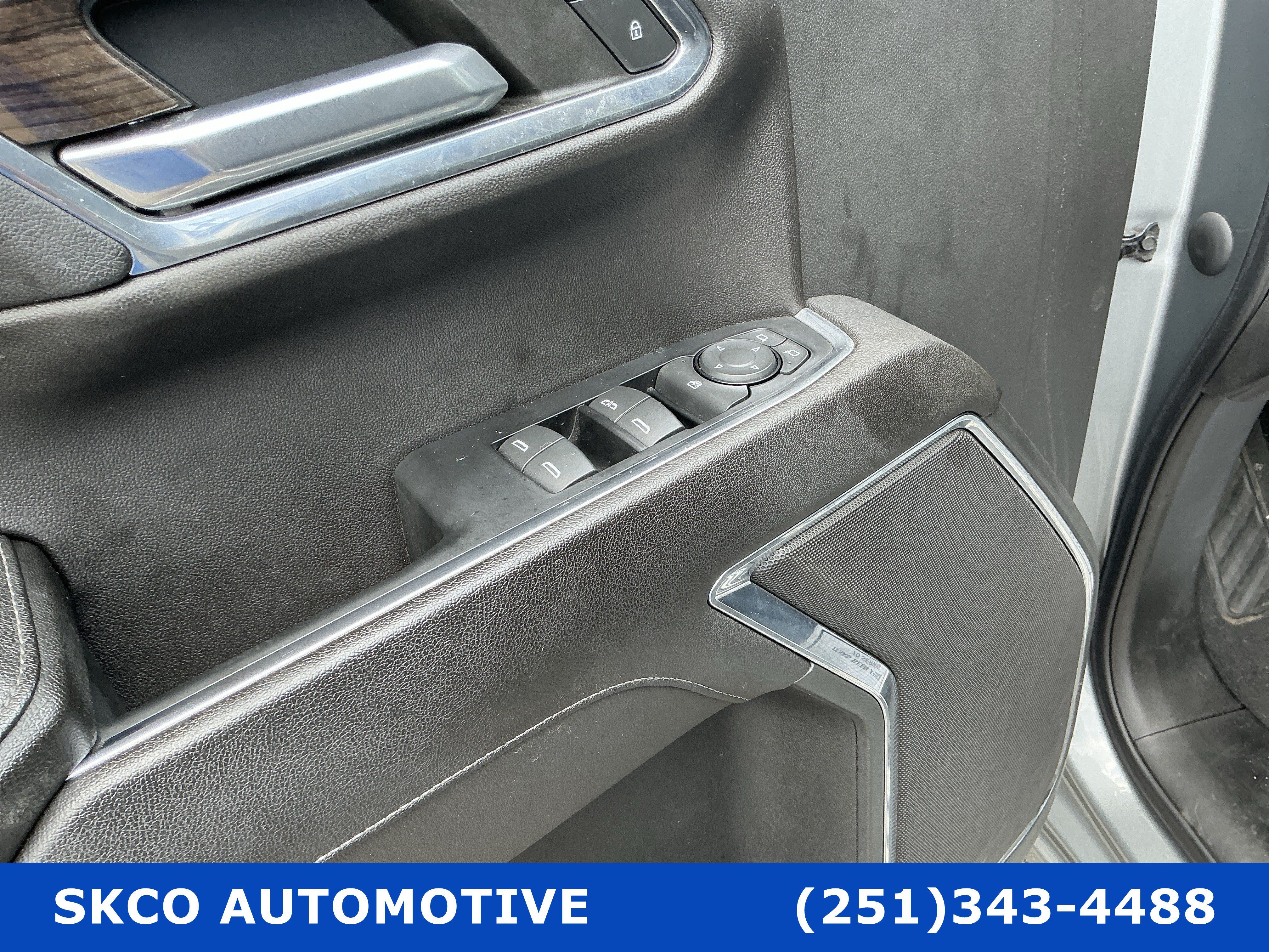 Used 2023 Chevrolet Silverado 1500 LT RWD image 22