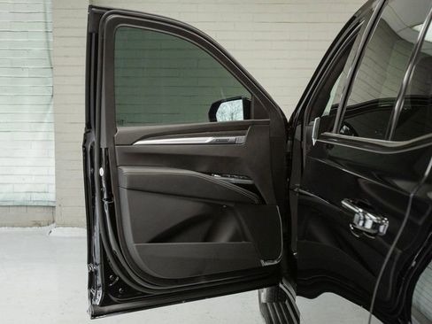 Used 2025 Cadillac Escalade V image 47