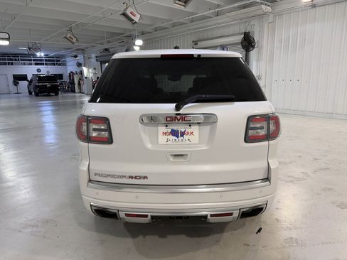 Used 2016 GMC Acadia Denali image 4
