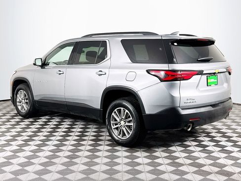 Used 2023 Chevrolet Traverse LT image 4