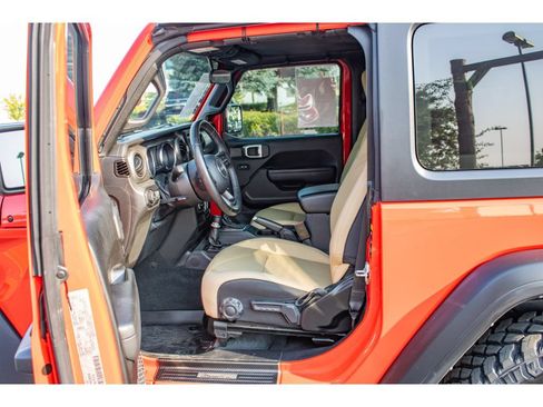 Used 2022 Jeep Wrangler Sport AWD/4WD image 16