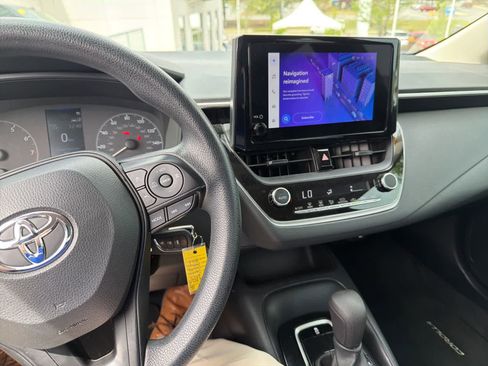 Used 2023 Toyota Corolla LE image 20