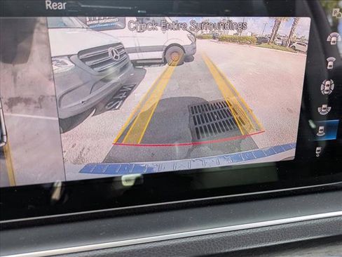 Used 2023 Mercedes-Benz GLE 350 image 13