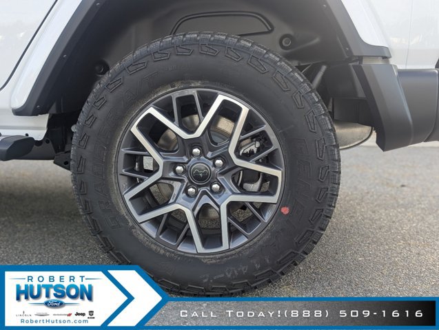 New 2024 Jeep Wrangler Unlimited Sahara w/ Technology Group AWD/4WD image 10