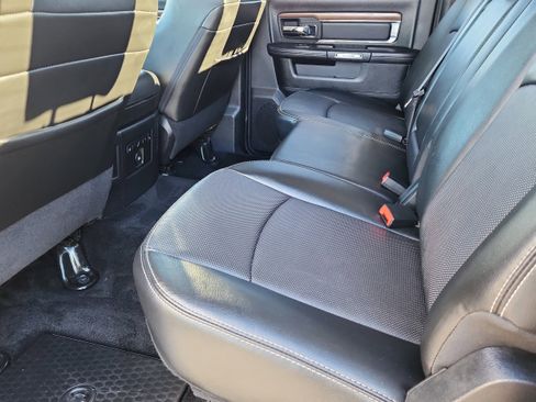 Used 2015 RAM 2500 Laramie w/ Convenience Group image 11