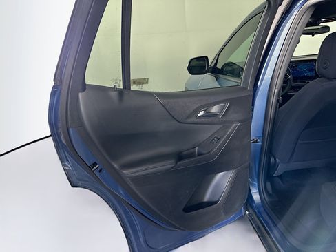 Used 2025 Chevrolet Equinox LT image 25