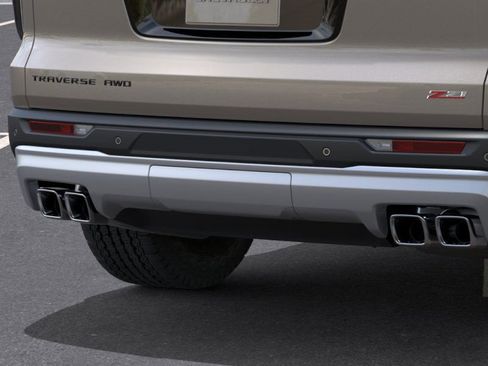New 2026 Chevrolet Traverse Z71 w/ Enhanced Driving Package image 14