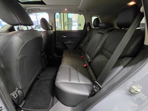 Used 2024 Nissan Rogue SL w/ SL Premium Package FWD image 15