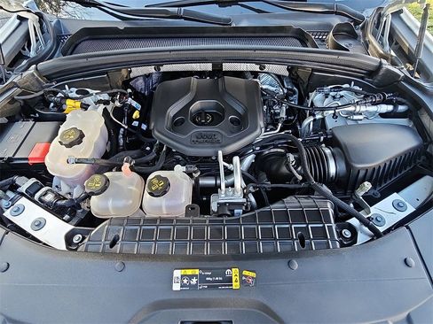 Used 2022 Jeep Grand Cherokee Limited 4xe image 36