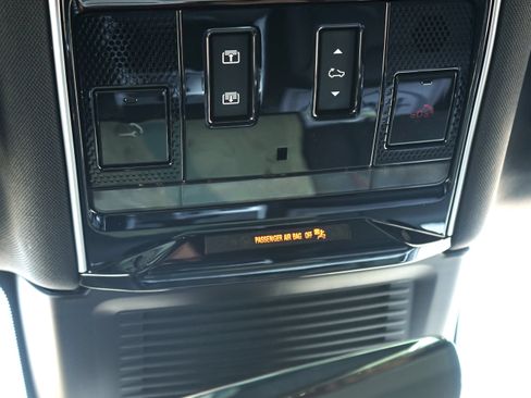 Used 2023 Land Rover Range Rover SE AWD/4WD image 22