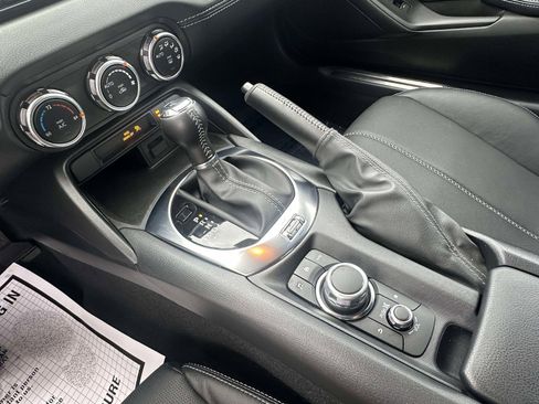 Used 2023 MAZDA MX-5 Miata Grand Touring image 17