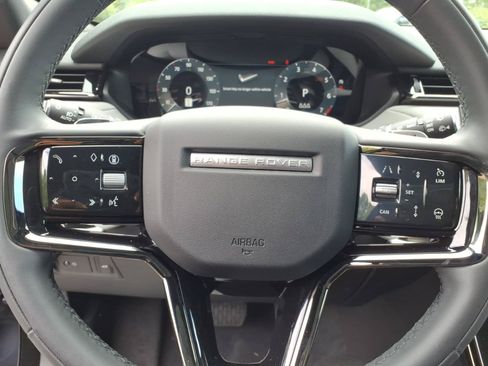 Certified 2026 Land Rover Range Rover Velar S AWD/4WD image 11