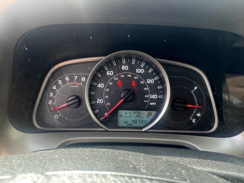 Used 2013 Toyota RAV4 XLE AWD/4WD image 12