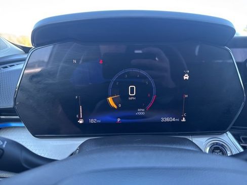 Used 2024 Chevrolet Trax LT image 12