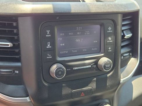 Used 2022 RAM 1500 Big Horn AWD/4WD image 20