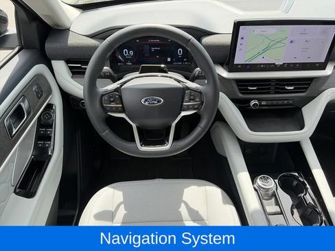 Used 2026 Ford Explorer Platinum w/ LUX Leather Package AWD/4WD image 14